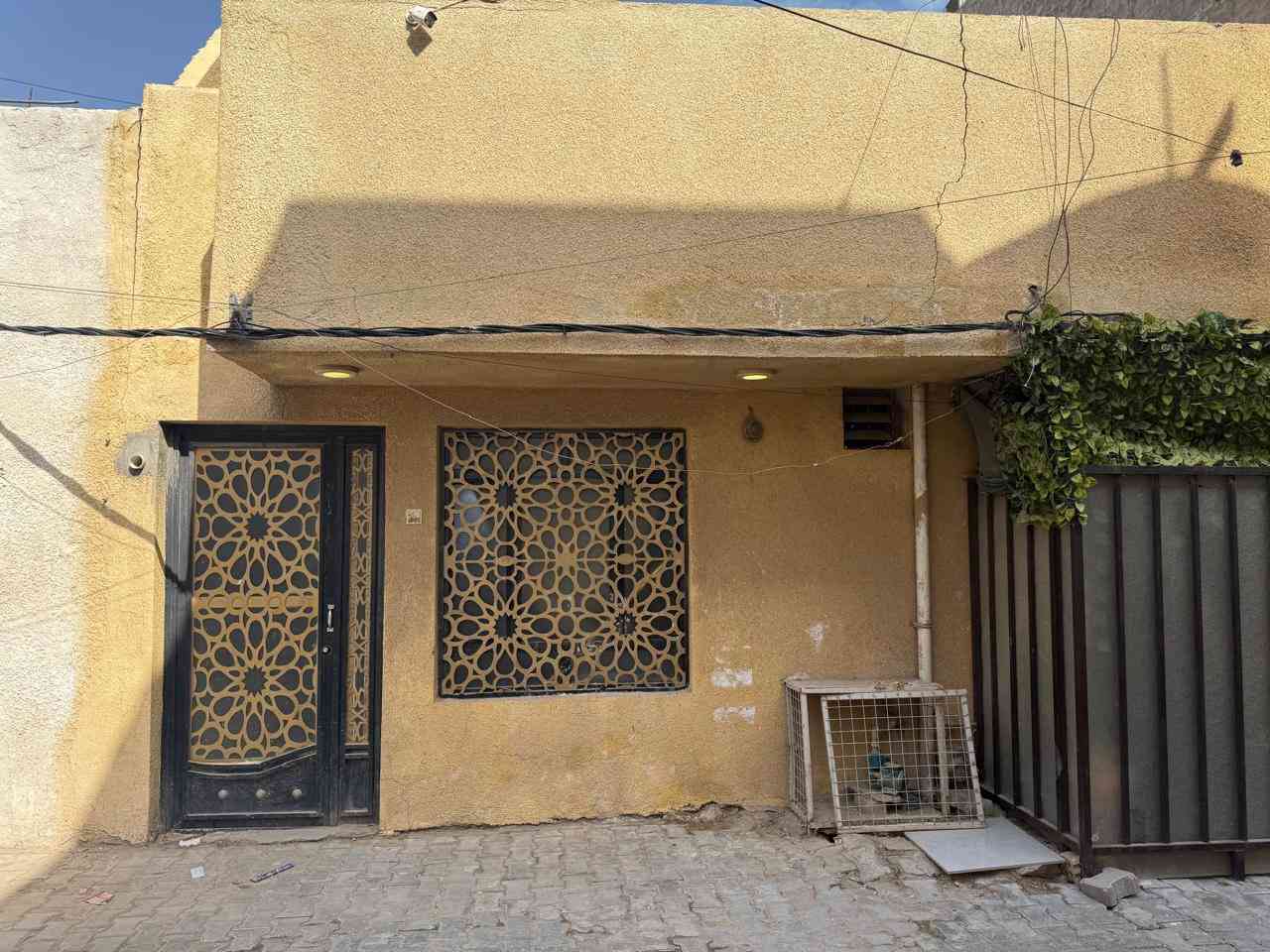 دار للبيع
المساحة: 54 متر مربع
شارع عريض
للاستفسار الاتصال على الرقم: ***********
