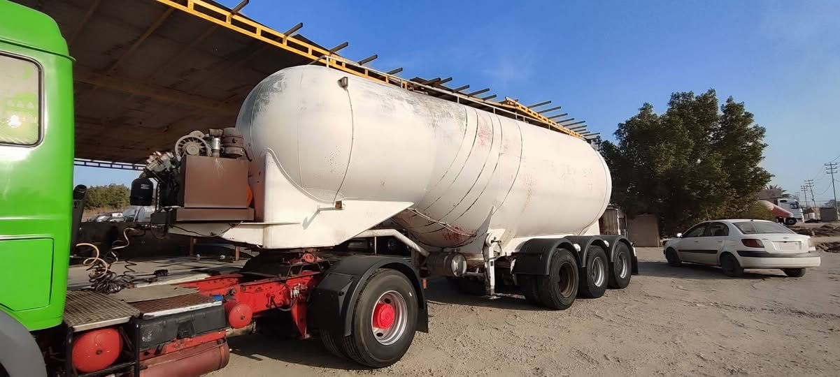 السلام عليكم بطل سويدي حمولة  40/39
ضاغطة ام الطير دويز اربعة بستم 
للفتفسار رقم الهاتف ‏‪ 0783 967 4171‬‏
