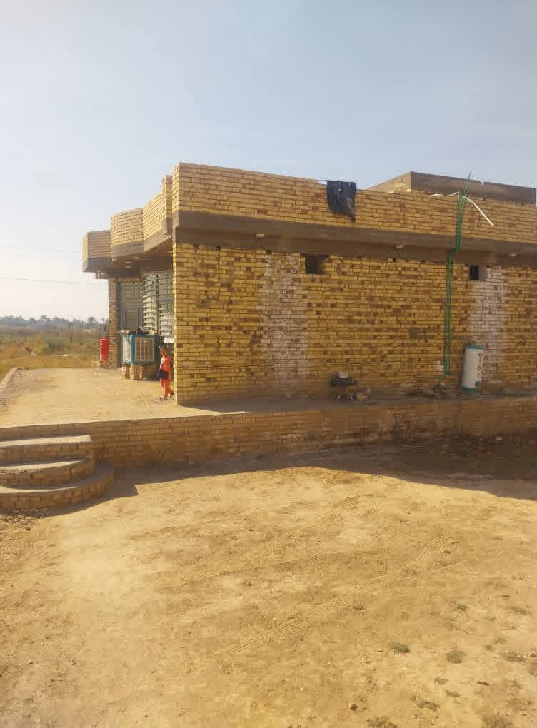 السلام عليكم/للبيع دونم يحتوي على بيتين مساحه البيت الواحد /270/الموقع بابل /تبعد عن الامام بكر (ع)كيلو الاستفسار على  الرقم التالي /***********
