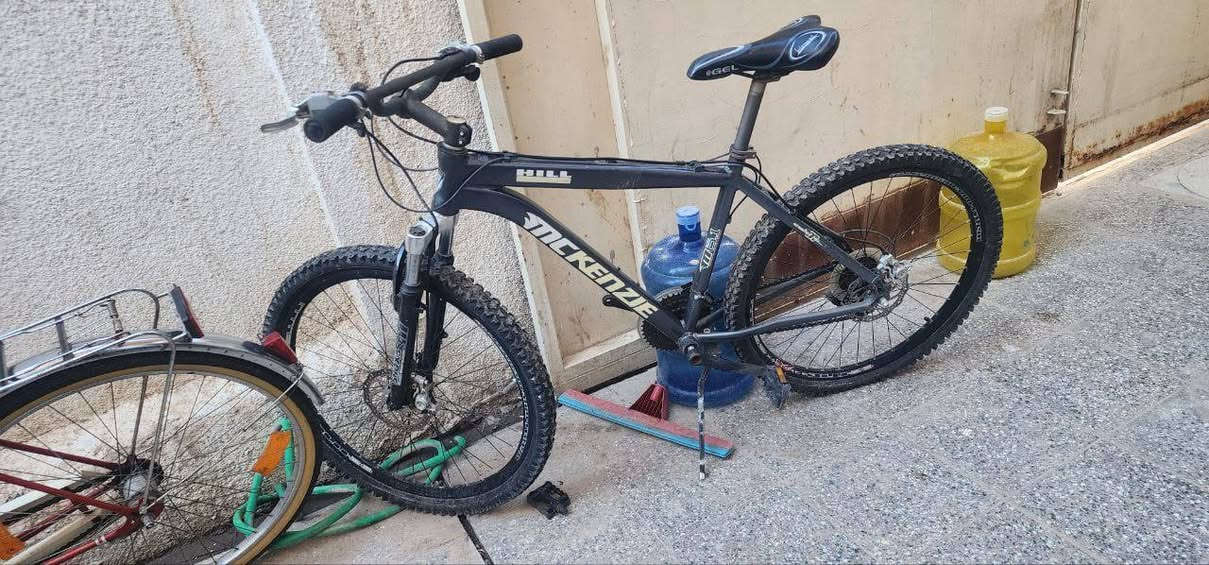 سلام عليكم  الاسعار من 100 لل250 حسب نوع تفاصيل مذكوره بلفديو اخوان ما متواجد على الفيسبوك خابرني لو تراسلني على واتساب *********** وتدلل تحياتي للجميع عنوان نجف
