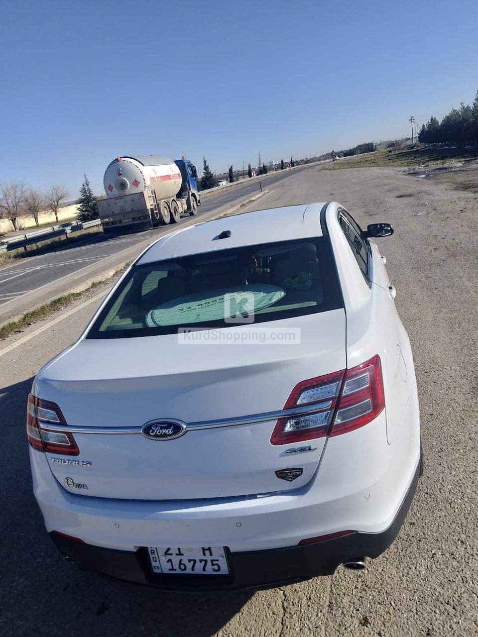 فۆرد تۆرۆس ٢٠١٣ بێ بۆیاخ شەریکەی نیڤا ***********
