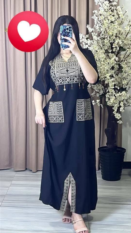 جديد💫💫
جديد مو مستعمل🤎
✨ وصل الجديد من الكلابيات ✨ 
💛💛ستايل راقي، خامة مريحة، وتفاصيل جميلة😍  
ألوان مميزة وموديلات تناسب كل الأذواق 🌸💛💛  
👗👗💫
يوجد توصيل الى جميع المحافظات 🚙🚙
للحجز والاستفسار خاص🤍🤎


**إذا كنت صاحب هذا الإعلان وتريد حذفه لأي سبب، رجاءا أرسل رسالة إلى الدعم الفني**