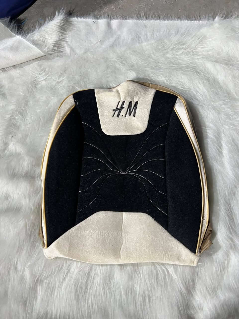 السلام عليكم يوجد دوشمة قماش جميع أنواع السيارات 5 راكب فقط سعره 35 يوجد توصيل جميع المحافظات ***********
@إشارة
