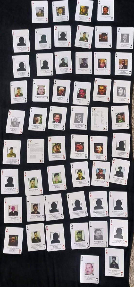 العنوان: للبيع قطعة تاريخية نادرة (ورق لعب المطلوبين 2003) - نسخة Hoyle الأصلية
التفاصيل:
لعشاق الأنتيك والمقتنيات التاريخية، متوفرة عندي "دستة" ورق لعب المطلوبين الـ 55 الشهيرة. هذي المجموعة مو تقليد، هذي نسخة تذكارية أصلية من إنتاج شركة Hoyle الأمريكية صدرت سنة 2003.
​ليش هاي النسخة مميزة؟
✅ كاملة العدد: 54 بطاقة (52 شخصية + بطاقتي الجوكر التعليمية مالت الرتب).
✅ الحالة: نظيفة جداً (وكالة) ومحافظ عليها، والورق ألوانه واضحة وحوافه حادة.
✅ الأصلية: مكتوب على العلبة صنع في أمريكا (Made in USA) من قبل شركة Hoyle، وبطاقة "آس البستوني" (صدام حسين) موجودة وبحالة ممتازة.
✅ الندرة: المجموعة كاملة مع علبتها الأصلية وبطاقة الغلاف، وصعب حالياً تلقى نسخة كاملة وبنظافتها بالسوق.
السعر: اكتب سعرك خاص


**إذا كنت صاحب هذا الإعلان وتريد حذفه لأي سبب، رجاءا أرسل رسالة إلى الدعم الفني**