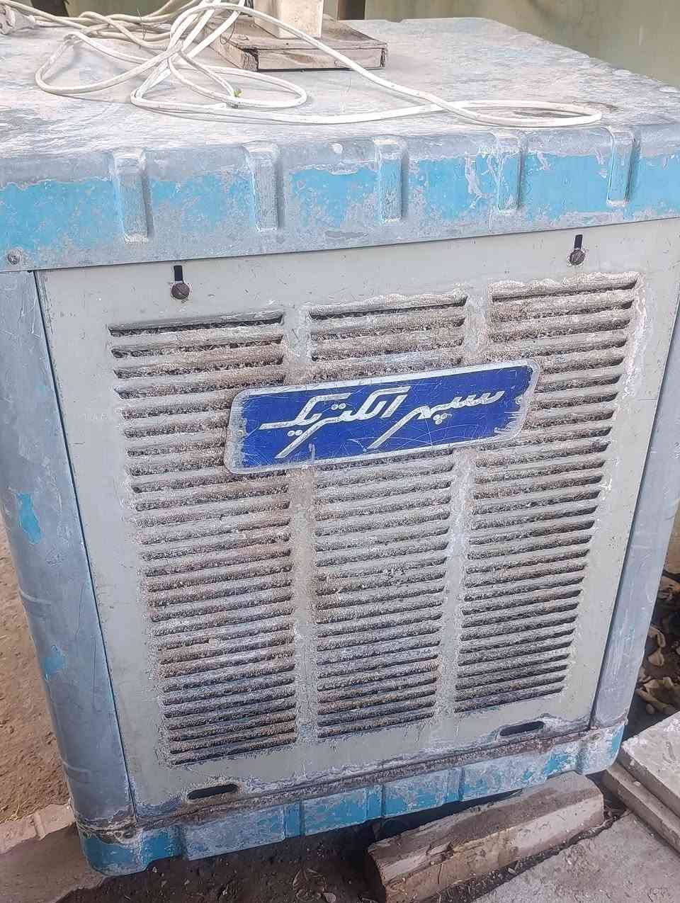 سلام عليكم مبردة ازرك سرعتين شغال ٧٥ الف ماطور نحاس وابيص سرعة واحد ٦٠ الف ماطور نحاس كركوك روناكي ***********
