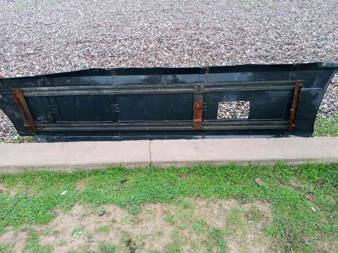 السلام عليكم سبايدرات مال سكانيا بطه للبيع السعر 3ورقات ونص 
***********
