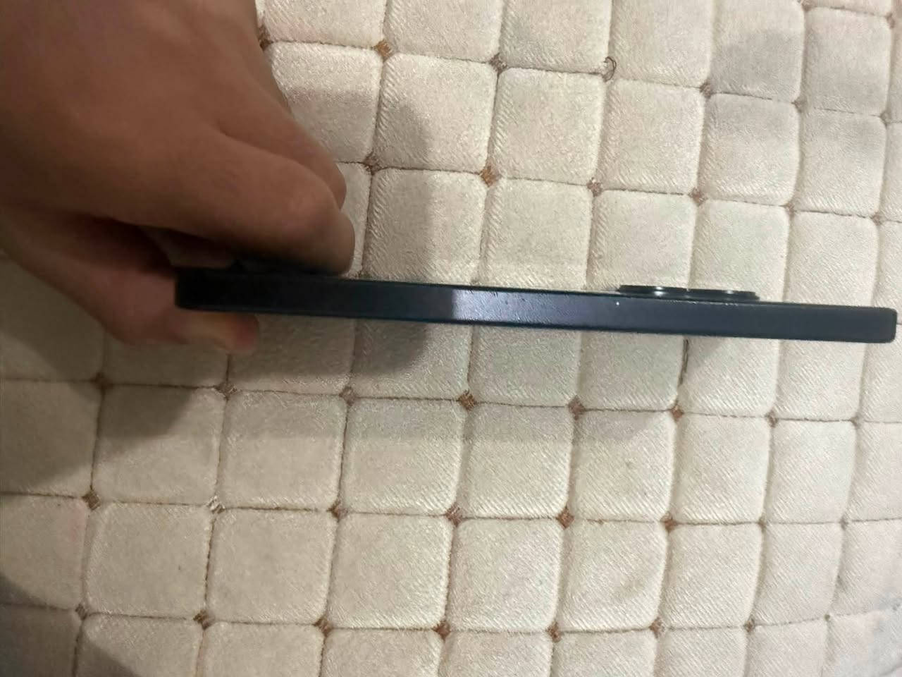 السلام عليكم poco x7 pro
جهاز مرتب مابي اي كسر ولا فطر 
الذاكرة 512 

مع الكارتونة والشاحنة والكفر  كامل ملحقاته 

السعر ٣٠٠ الف قفل 

مكاني بغداد الجديدة قرب تقاطع الدرويش 

رقمي واتساب او خط *********** 

ما متواجد داخل الفيس والماسنجر فقط واتساب
