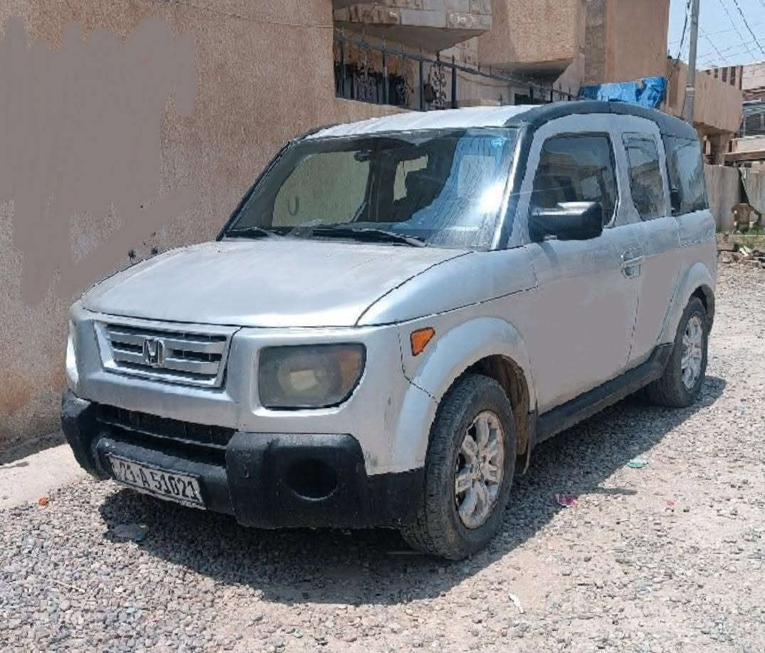 هوندا المنت موديل 2007 باسمي . محرك كامري 2000 شغالة فول صدر جديد تبررد ثلج تحكم ستيرن السيارة مصبوغة عام للجمالية بدون حادث السعر 65


**إذا كنت صاحب هذا الإعلان وتريد حذفه لأي سبب، رجاءا أرسل رسالة إلى الدعم الفني**