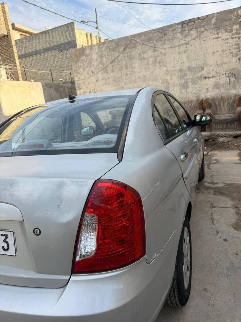 السلام عليكم شباب اكسنت خليجيه السياره بيها جراد موديل 2009كير مكينه مكفولات صدرها تعبان بيها جاملاغات الخلفيه بيهن صبغ حوض تكم كفاله بجم ع وضع الشركه برغي وبيها بعض الملاحضات بسمي قبل يومين حولتها أرقام إنكليزي والسعر 75ورقم التليفون***********
