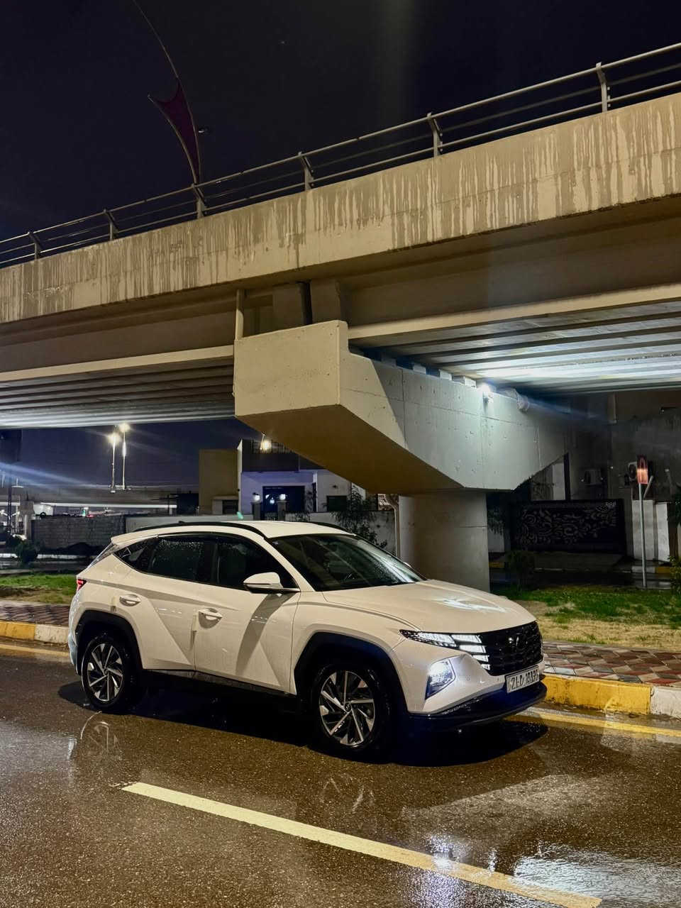 Hyundai Tucson 
توسان 
الموديل : 2024
اللون : ابيض 
الوارد : خليجي 
سعة المحرك : ٢٠٠٠ دوش المرغوب
الممشى : ١٩.٠٠٠ الف كم
الضرر : كلين تايتل 
مواصفات : 
شاشة كبير ، حساسات امامي خلفي ، كامرة خلفية ، لايتات زينون ، لايت امامي متحرك ، شحن لاسلكي ، تبريد قعطتين ، و الباقي معروف ••••
السعر : 228$ مجال بسيط
مكان السيارة : كركوك 
رقم موبايل : *********** كركوك, العراق
