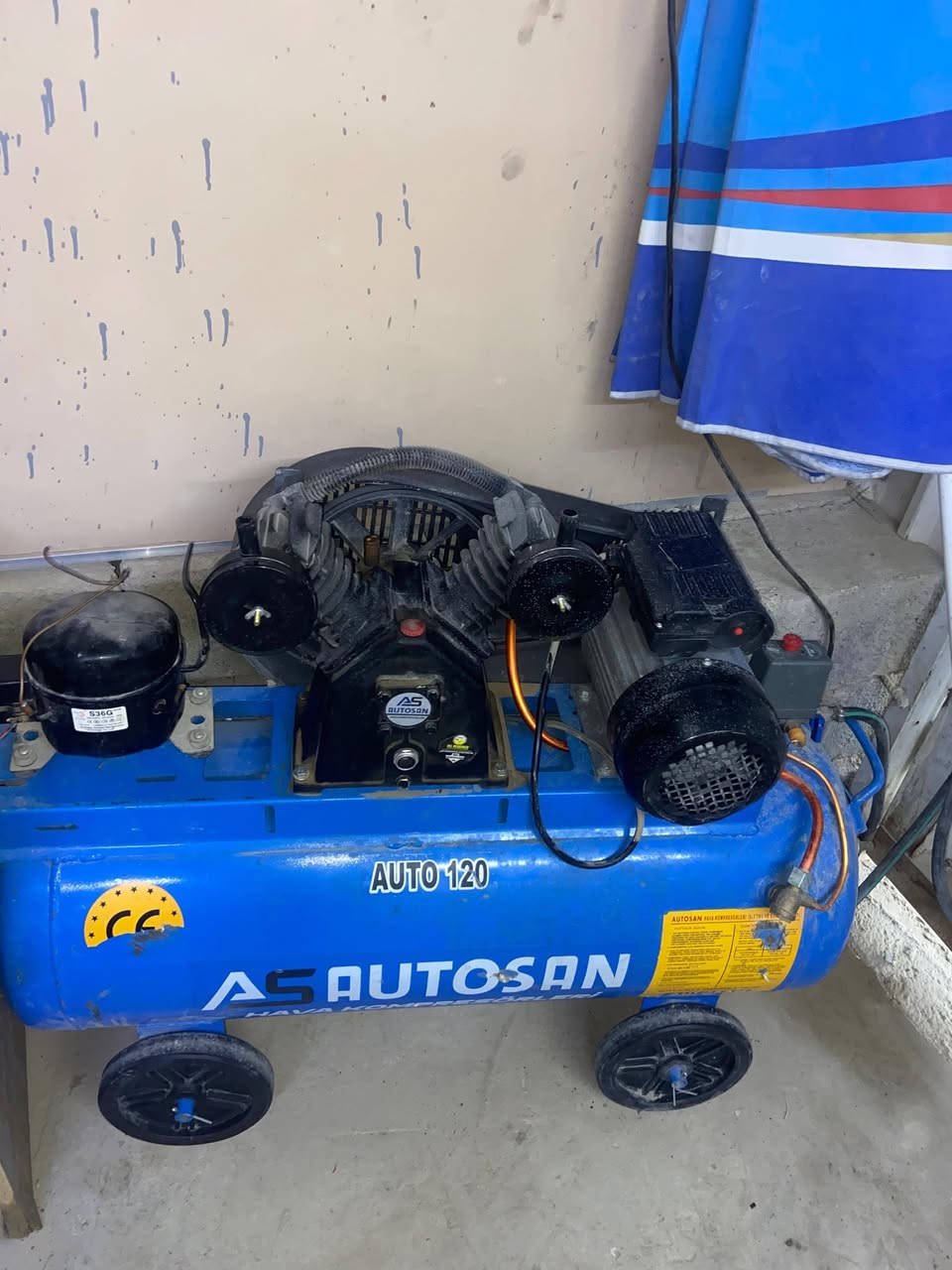 جهز تنظيف نزلات مع كمبريسر هواءللبيع بسعر 450 الف للاتصال
*********** ابو محمد
