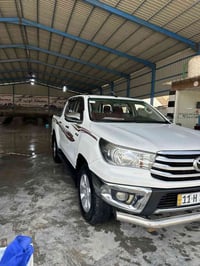 اسلام عليكم للبيع تايوتا هايلوكس فور ويل مكينه4 سلندر2700 موديل 2018 ر...