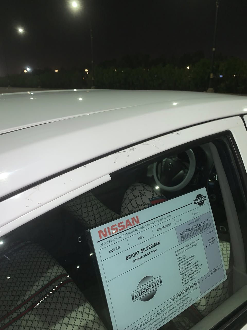 السلام عليكم 
نيسان سني هندي موديل ٢٠٢٠ رقم اربيل سنوية منتهية بيها بارد بالجاملغ الخلفي خفيف زائد بارد بالباب عكس الصدر زائد تبديل ٣ قطع جاملغ وبنيد وباب الصدر مكينة وكير كفالة لا لغد لاشواصي  ماشية ١٣٠ الف قابل للزيادة ايرباك ستيرن طاك السيارة مكان السيارة بصرة السعر ٩٤ وبيها مجال 
رقم ***********
