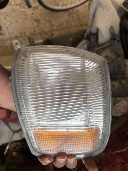 غراض ارنب للبيع 
زوج لايتات
زوج سكنات
بنيد كامل لون ابيض 
دعامية امامية هي واشايرها 
فانات مكينه 
دينمو 70 امبير 
حدادية ايضا متوفره طبلات اعلى واسفل
قبق ديلكو
ويرات ديلكو
مسطرة نوزلات فارغة 
كاعية جلد لون بيجي جيب وشد ع ارنب 
زوج مساطر دوس ( ترايش ) 
ربل بيبان تخم كامل الي يطلع وي الباب 
والاسعار مناسبة 

 مكاني ناصرية مركز للتواصل ( غير متواجد على الانترنت ) ***********
اتصل وبيك خير وتدلل
