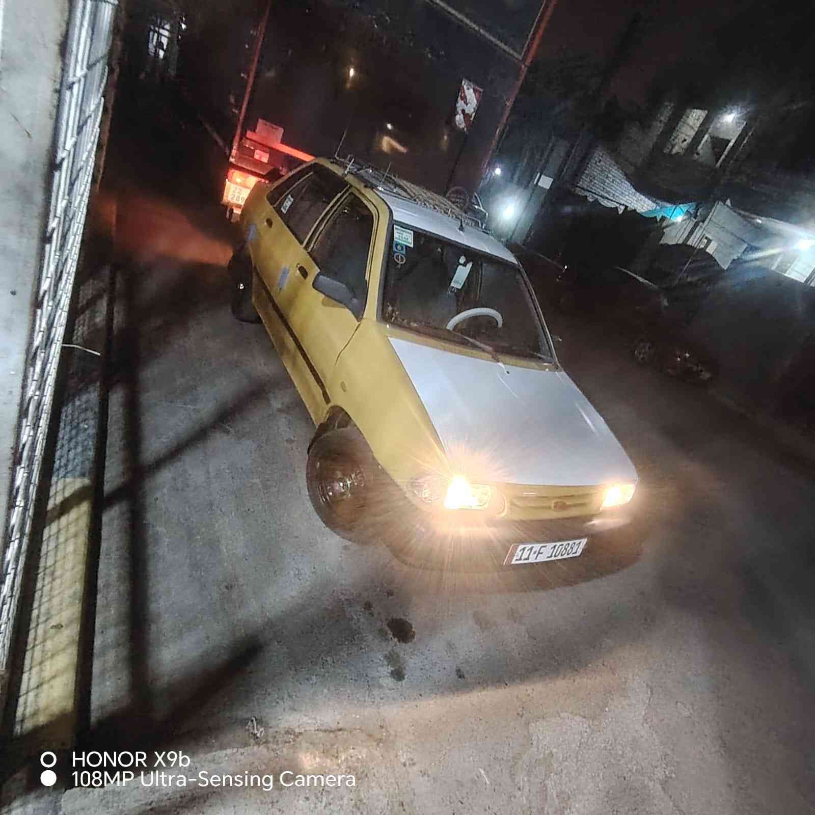 السلام عليكم سايبا للبيع 2011 سياره جاهزه تبريد شغال هزه جديده ارقام انكليزي المكان بغداد حي الجهاد  
***********
