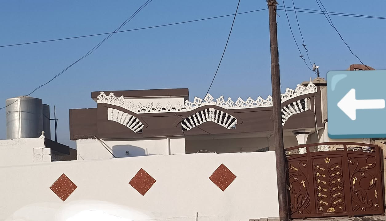 السلام عليكم 
بسم الله وعلى بركة الله 
بيت زراعي للبيع الحويجة حي السلام ( العيثات) شارع الوسط 
مساحته 250 متر مربع 
الاتجاه مطلاع شمس كما هو موضح في الصور ومقطع الفديو للربعة فقط 
يتكون من ربعة وهول ومطبخ وغرفتين نوم  يتوفر فيه خدمات كاملة ماء وكهرباء وخط المولد قريب 
 عليه 
السعر ورقم التلفون على الخاص ومتواجد على الفيس بوك


**إذا كنت صاحب هذا الإعلان وتريد حذفه لأي سبب، رجاءا أرسل رسالة إلى الدعم الفني**