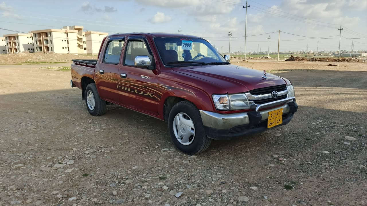 توێتا ئایلۆکس مودیل 2005 عام سبووخ شینگەو ڕێگاوبان هەتا 21درەوە نرخی 79ورەقە مەکینە بەخ چام  کارەبای تەبریت و پاوەرە دەبڵ جەک مەجەییە 0750 155976ــــ***********ناونیشان چەمچەماڵ
