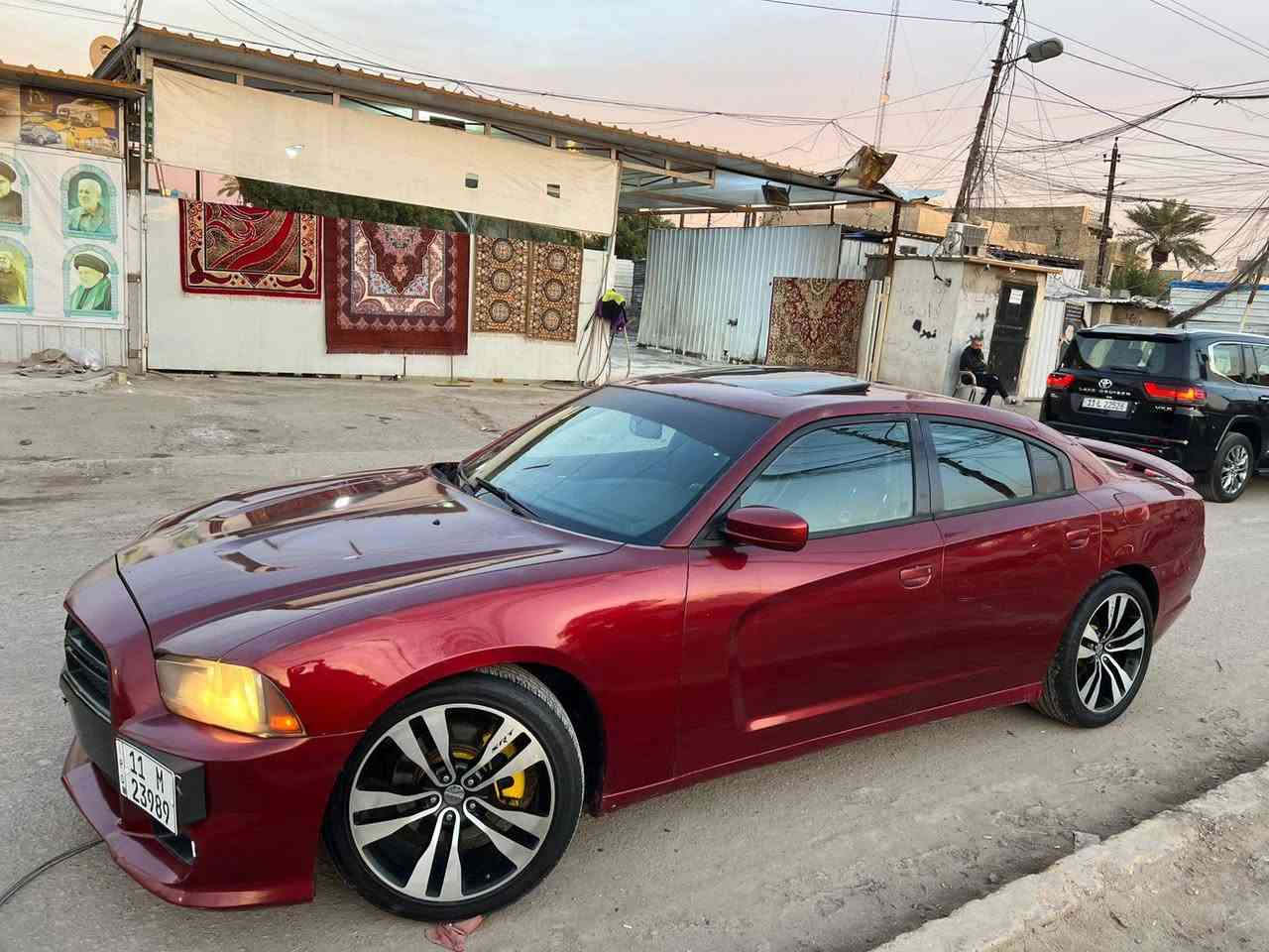سلام عليكم بيع او مراوس 
دوج تشارجر 2014 مئوية 
فول الفول فتحة 
محرك 5700 V8 
رقم بغداد انگليزي 
حادث امريكا جاملغ امامي عكس السايق و بالعراق بيها مكانات صبغ اقل من الحزام بدون دواخل
بيها كزوز بوابات رعيد 
وبرمجة بوب كورن و كت اوف
 بيها نواقص بسيطة تنزل من سعرها 
ماشيه 100 الف ميل 
سعرها 133
ورقة و بيها مجال بسيط 
مكانها بغداد حي الجهاد 
***********
*********** بغداد, العراق
