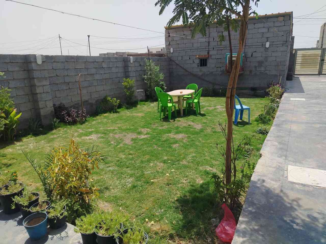 سلام عليكم الدر للبيع المكاسب قريت النصر الاولئ المساحة 450 واجها 10 نزال 45 الاستفسار *********** 
َ
