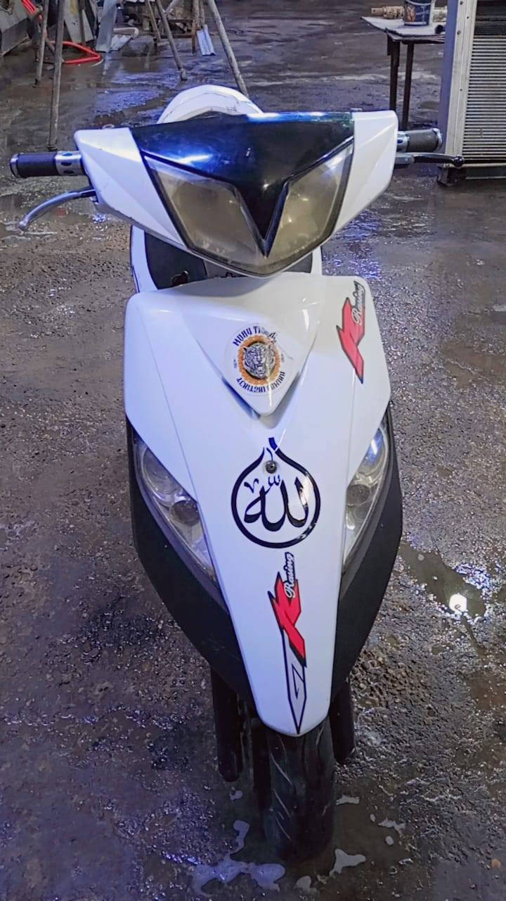 يالله السلام عليكم حبايب دراجه ثعلب 140 الدراجه نظيفه وحلوه ودايمها ادامه تخبل باتري حديد سلف رمبه كويل ومكثف شحن كابريتر حديده نكره معلومه الدراجه مجفته وتجفيت بي مخافت رب العالمين كله رمبه يشهد الله
لئن اني احب حاجتي مرتبه الشغلي وريد اخذ بوكسر دراجه من كور من محرك كدام عينك للمهتم وشراي يدخل خاص او يتصل ***********السعر 500وبيها مجال حته ماتكولون كتب جريده والسعر ماكاتبه وتحياتي للجميع عنوانها الدوره تجي وتفحص
