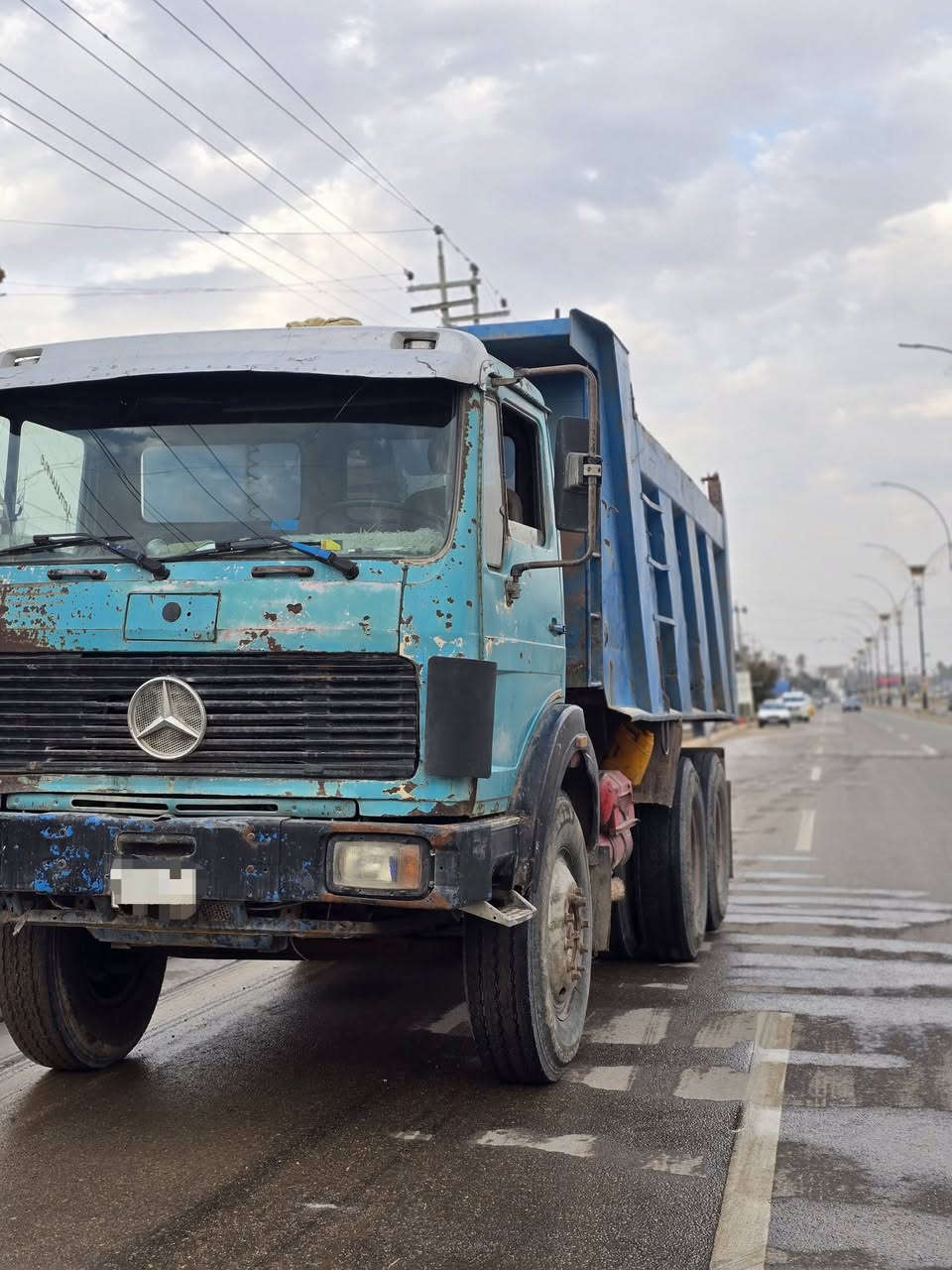 ألسلام عليكم.
ألبي 75.
مكينه 28 كير 160 مجموعه GF .
سنويه الى سنه 28 بأسمي .
سياره جاهزه للعمل مكان كربلاء .
للأتصال ***********
