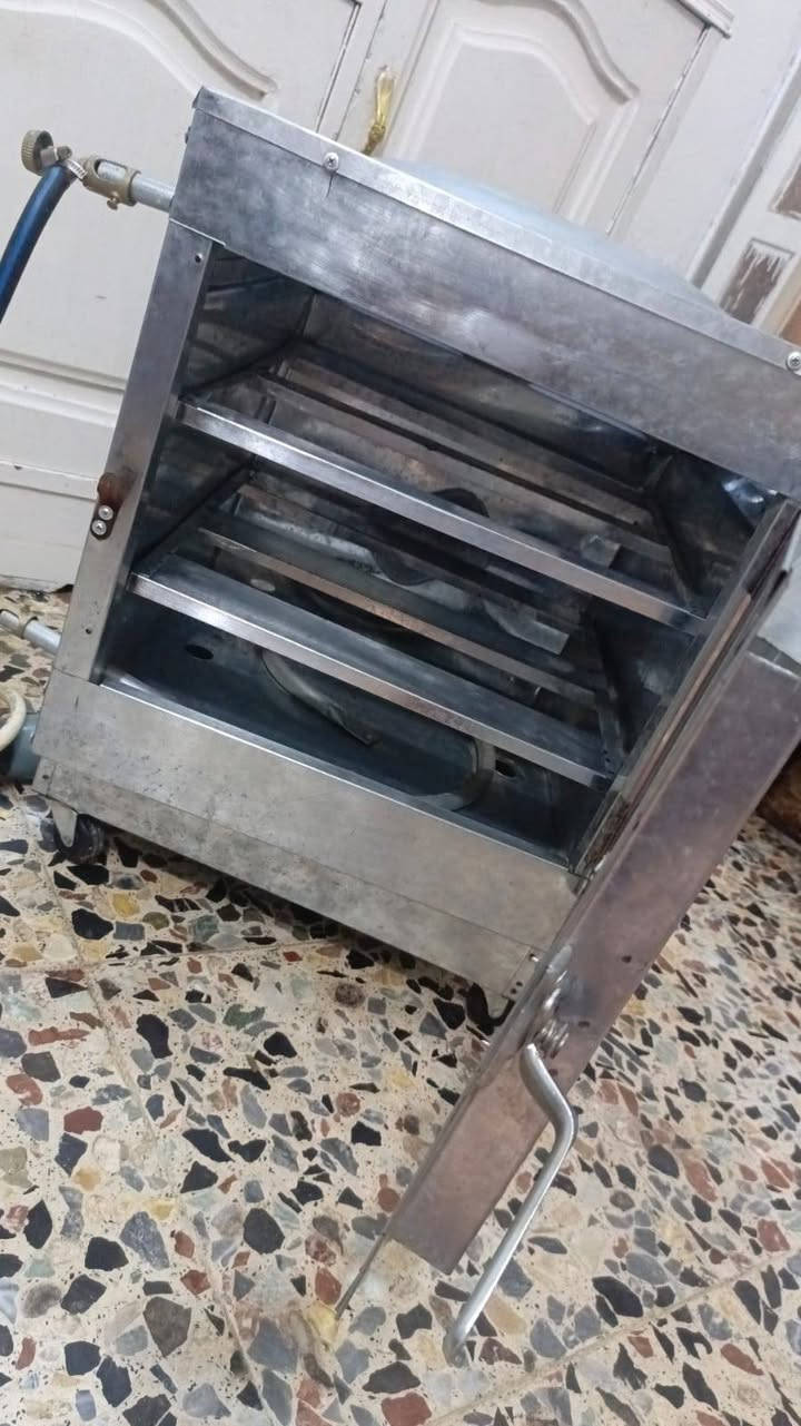 فرن السجاد حجم وسط للبيع ب٤٠ مكان الشعب


**إذا كنت صاحب هذا الإعلان وتريد حذفه لأي سبب، رجاءا أرسل رسالة إلى الدعم الفني**