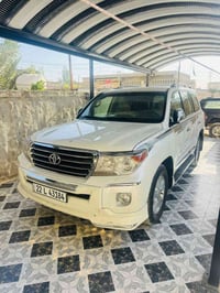 للبيع لاندكروز موديل 2014 فول مواصفات رقم دولي جديد الاستفسار 07725103...