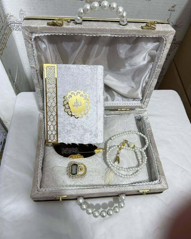 احلى هديه تقدم مناسبه قدوم عيد الحج  سعر 20 الف توصيل مجاني داخل منطقه حي الاعلام  سارعو  بلحجز قبل نفاذ الكميه 
للحجز  تواصل على رقم ***********
