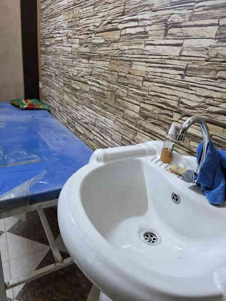 السلام عليكم من رخصه الادمن
تم فتح عيادة لايف لاين السدة التمريضية 
لتقديم كافه الخدمات التمريضيه وبأنسب الاسعار 
موقع العيادة :مفرق السده مجاور صيدله سما الغيث ومجاور مطعم فوندو
:الخدمات التمريضية المعدمه فيها هي 
قياس الضغط والسكر بأحدث الاجهزة
جهاز التبخير للأطفال وكبار السن 
خياطة الجروح العادية والتجميليه 
زرق الابر 
العناية بمرضى القدم السكري
ثقب الاذن للنساء
اعطاء الادوية ومراقبه المريض
وجميع الخدمات التمريضية الاضافية
بأشراف الدكتور علي عبد الرزاق ناصر
وللخدمات المنزليه الاتصال على الارقام
***********
***********
