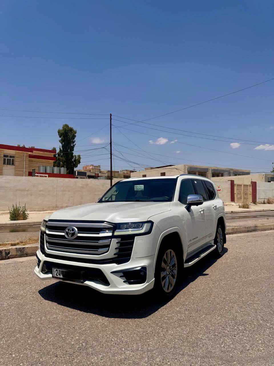 السلام  عليكم لاندكروزر vx لمتد 2024 فول مواصفات مكفوله كفاله عامه شركه جيهان ماشيه 37 الف مكان السياره الموصل
*********** موصل, نينوى
