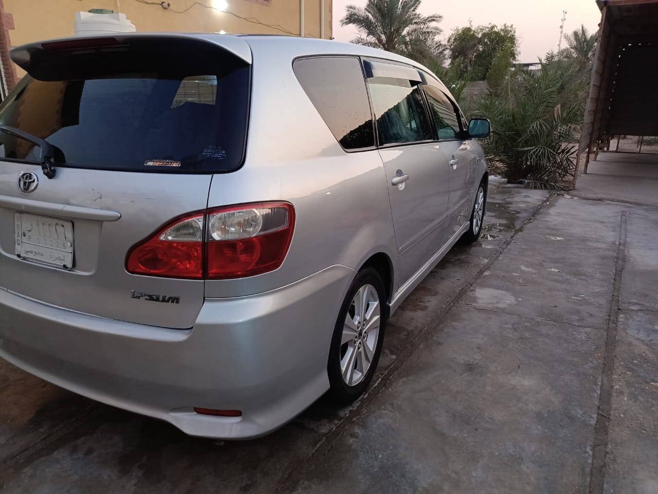 السلام عليكم 
تويوتا ابصم موديل 2004 باسمي من مكفوله من الضربه والعيب الشرعي بيها تبديل قطعتين فقط كير مكينه تبريد كله كفاله رقم بصره 
السعر 120 وبيها مجال
للاستفسار ***********
