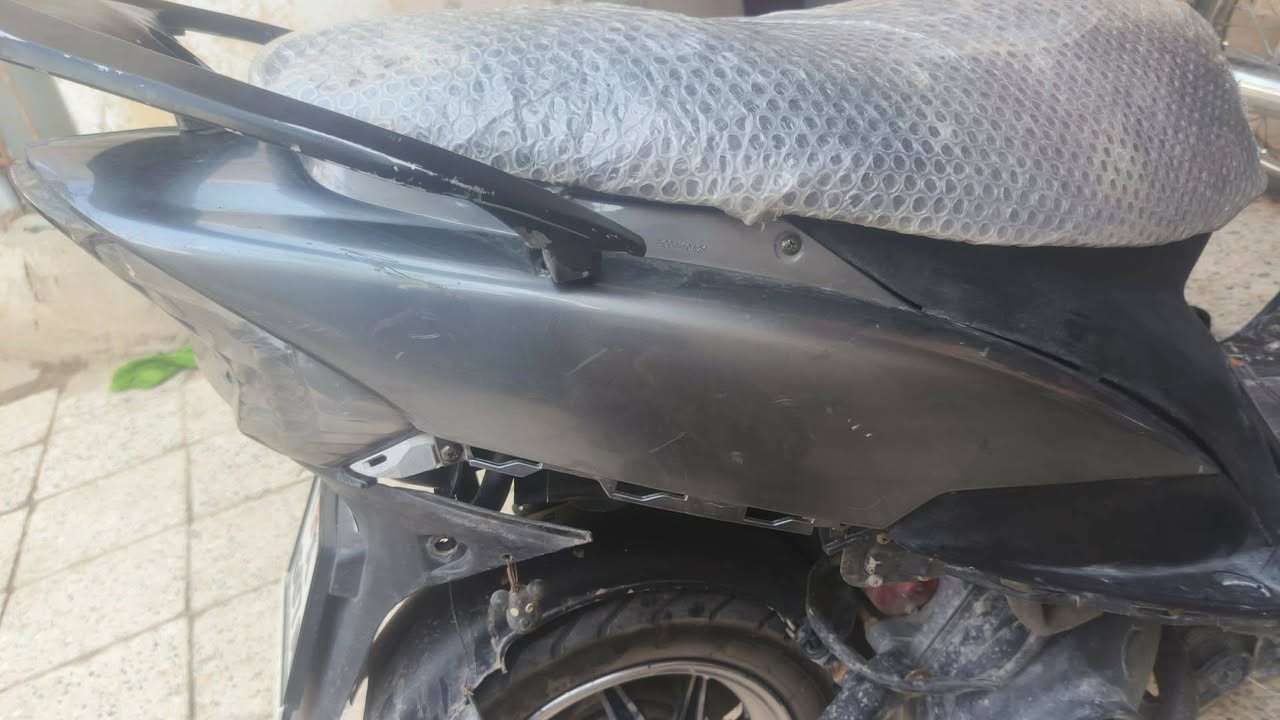 كفر ماكس عدله لون رصاصي الكل ختم واحد عدا الامامي ضرره زنجار بسيط سعر خاص


**إذا كنت صاحب هذا الإعلان وتريد حذفه لأي سبب، رجاءا أرسل رسالة إلى الدعم الفني**