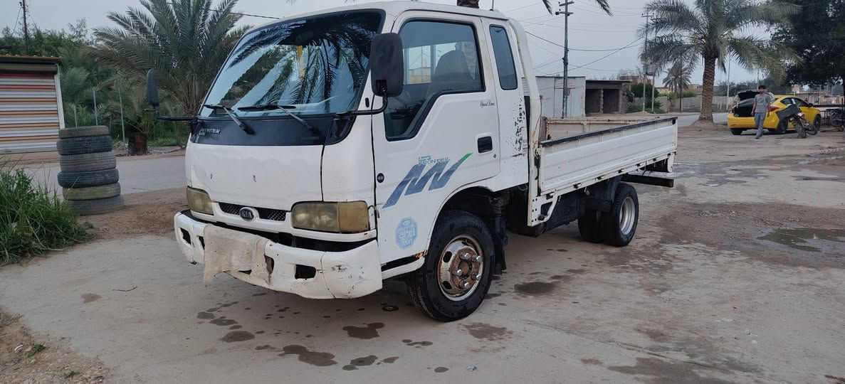 سلام عليكم كيا فونتيرة فحل موديل 1999 
محرك 3000 المرغوب 
الرقم بغداد
السياره بسمي مكانه بابل 
السنويه تنتهي 2027 
الله يشهد السياره مكفوله من الدعاميه للدعاميه 
الرقم ***********

