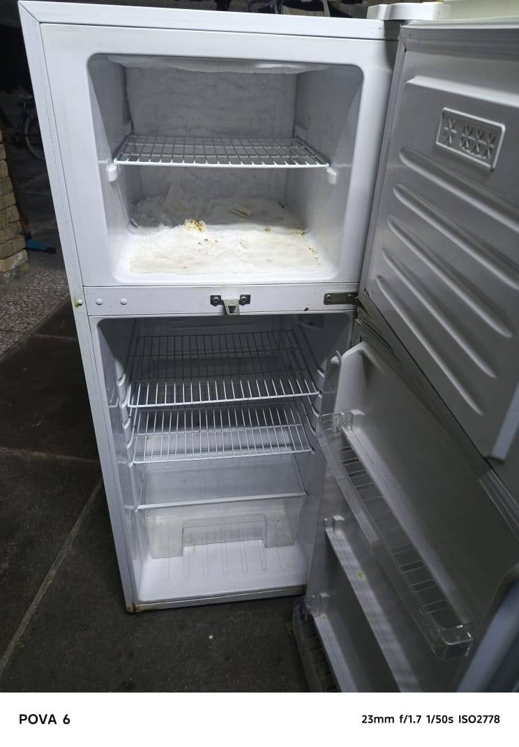 السلام عليكم ثلاجات عدد 2 عل فحص وتجميد تجي تفحص يلا تاخذ مداخلات تصليح الوحده 150 مكاني بغداد البلديات المعسكر *********** تخم سبع مقاعد ب150 بيهن مجال
