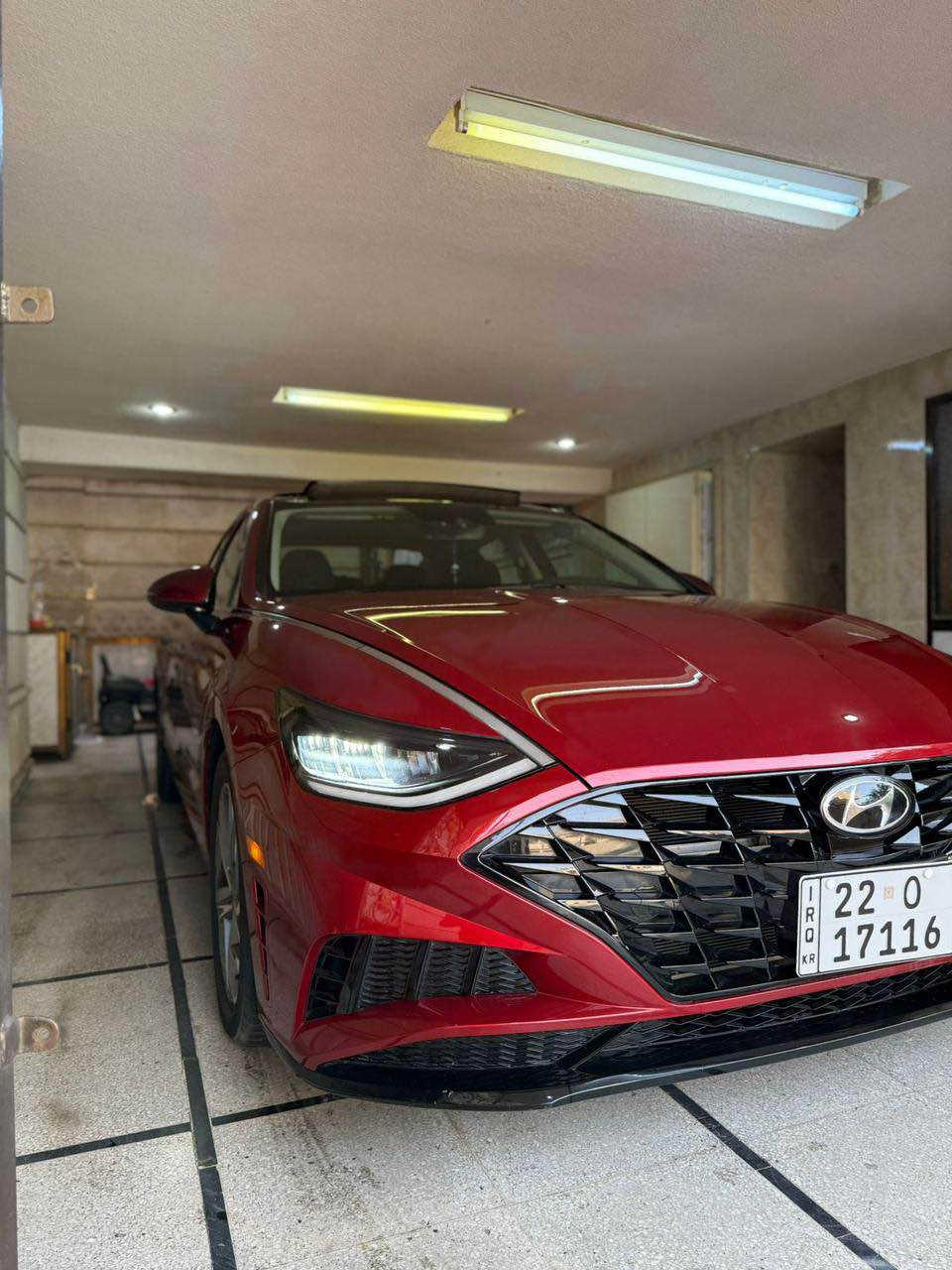 للبيع سوناتا 2023 اسبورت محرك 2500 ماشية 27mi السعر 190$
بيها جاملغ خلفي فقط بدون ايرباك 
موصفاتها
بصمه 
بنوراما
 فول رادار نقاط عمياء
تحذير اصطدام
 قطعتين تبريد 
عداد السرعه الكتروني
 كامره خلفية 
سياقة ذاتية تحديد سرعه
تشغيل عن بعد 
اوتو ستوب
تحكم ستيرن
سايد بريك بصمة
مكان السيارة موصل …..
للتواصل *********** ديوانية, القادسية
