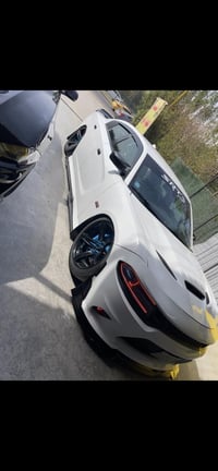 جارجر 2016 للبيع حادثها ولسونار موجود  ماشيه 120م عليها دبات سود صوته ...