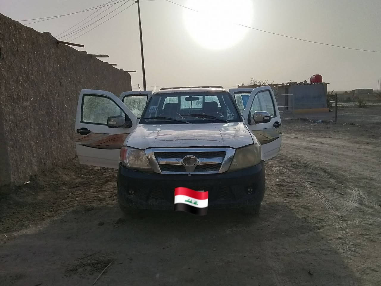 السلام عليكم 
بيكم كنو للبيع مديل 2013 مكفولة كفالة عامة كير محرك مكفولات تواير جدد كشرة شوف العين رقم مثنى الماني راعيهة ماندلة  سيارة جاهزة من كل النواحي شقل وطلع السعر 30وبيها مجال للطيبين متواجد على الفيس رقم الهاتف
 ‏‪0781 395 6438‬‏
