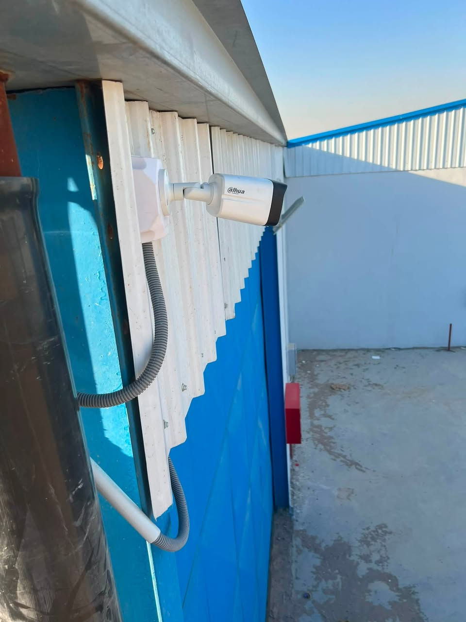 جانب من اعمالنا ⚙️🏠🏬🏩⚙️
مستعدون لتنصيب وبرمجة كافة انواع الكاميرات🕹🦾
وتسليك جميع انواع الكيبلات 🪜🔨🪛
وصيانة ابراج الانترنيت
وصيانة اجهزة التبريد
✅ بأدارة الفني حيدر  🎗🥇🎗 ✅
للاستفسار: ***********📱☎️ ***********
