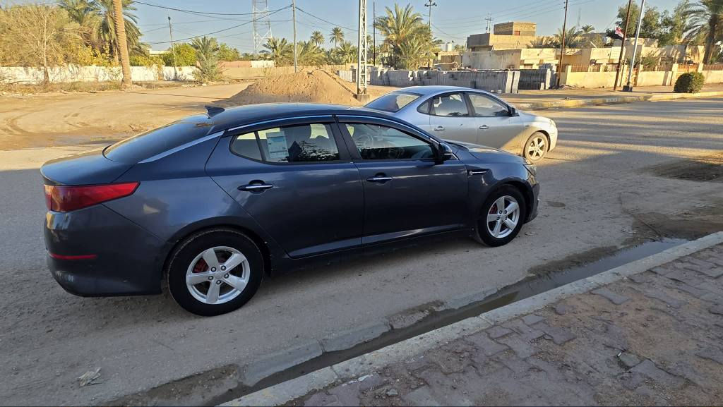 اوبتمه موديل 15 بيه دحجه بالجمالغ الغلفي وبيه بالجمالغ المامي هم شويه دخاله كلين لبل واحد صبغ حزام للمجالية جاهزة محرك وكير وحدادية وتخم تاير كهربايات تبريد تدفه تحكم ستيرن للبيع او مراوس السعر 105مكان السيارة الدوانية قظاءالشامية *********** النجف, العراق
