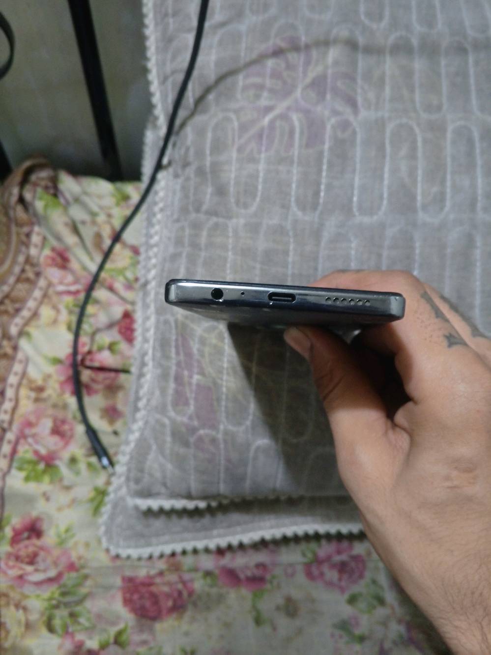 سلام عليكم خلي سعرك وبلعافيه TECNO Camon 30) فورجي كامرات كزاز صوته دمام  ذاكره عملاقة 512 موبايل يخبل يحتاج شاشه ضمانك يومين يرهم مراوس ***********‬‏