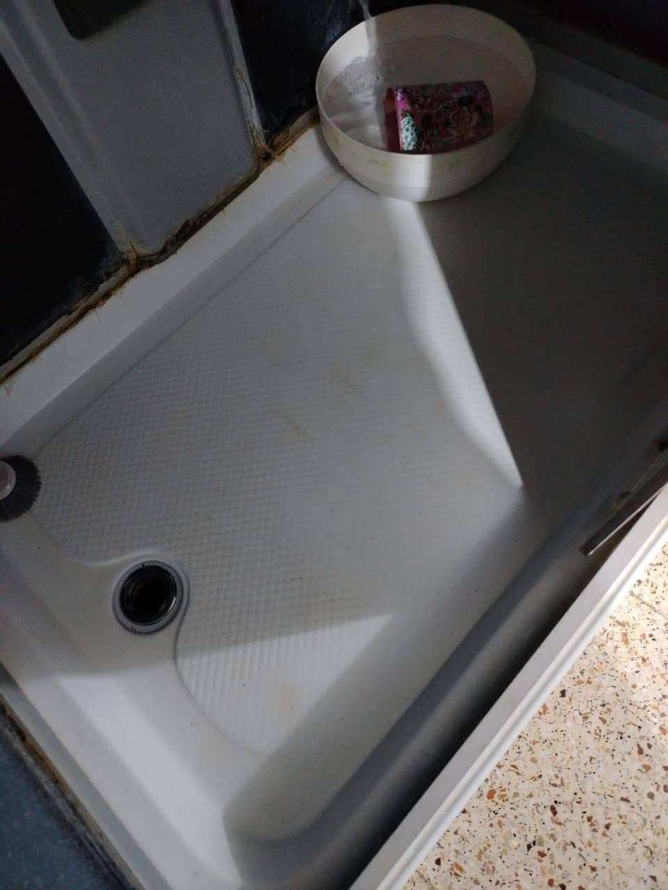 🚿 كابينة شاور (جاكوزي) للبيع بحالة جيدة، مع أبواب سلايد وإكسسوارات داخلية، مناسب للبيت أو الشقة. تم فكه وجاهز للنقل والتركيب. المعاينة خير دليل.
💰 السعر: 250 ألف دينار قابل للتفاوض بالمعقول.
🚿 كابينة شاور (جاكوزي) للبيع بحالة جيدة، مع أبواب سلايد وإكسسوارات داخلية، مناسب للبيت أو الشقة. تم فكه وجاهز للنقل والتركيب. المعاينة خير دليل.


**إذا كنت صاحب هذا الإعلان وتريد حذفه لأي سبب، رجاءا أرسل رسالة إلى الدعم الفني**