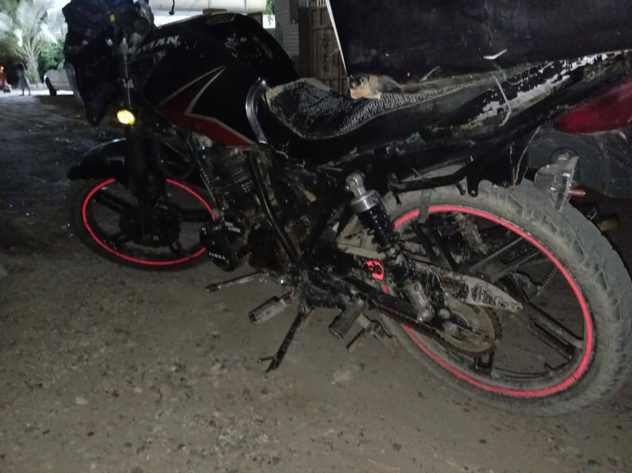 دراجه للبيع محرك مامفتوح بس يرادلها تجفيت ترجع باب اول اقل ال350 مابيع قيم واخذ 

***********
