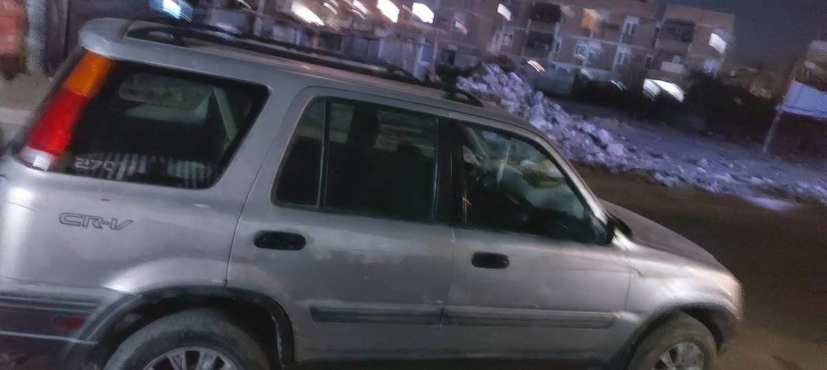 سياره للبيع موديل ٢٠٠٢ للإستفسار ***********
