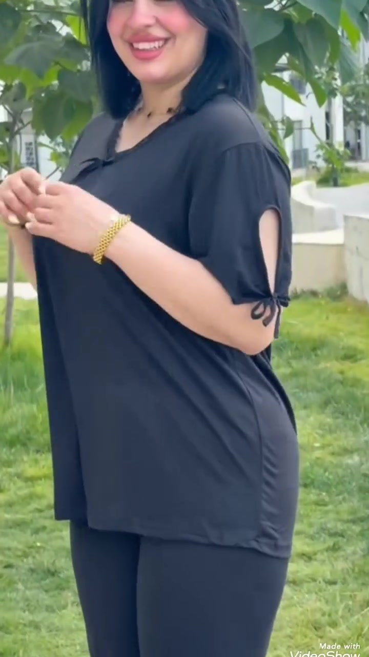تـراك  فانيله أسود
قياسات - L / Xl/ XXL/XXXL

حواء للشالات والذهب البرازيلي 😍 
أم الخيل قرب مرطبات جيلاتو 💥


**إذا كنت صاحب هذا الإعلان وتريد حذفه لأي سبب، رجاءا أرسل رسالة إلى الدعم الفني**