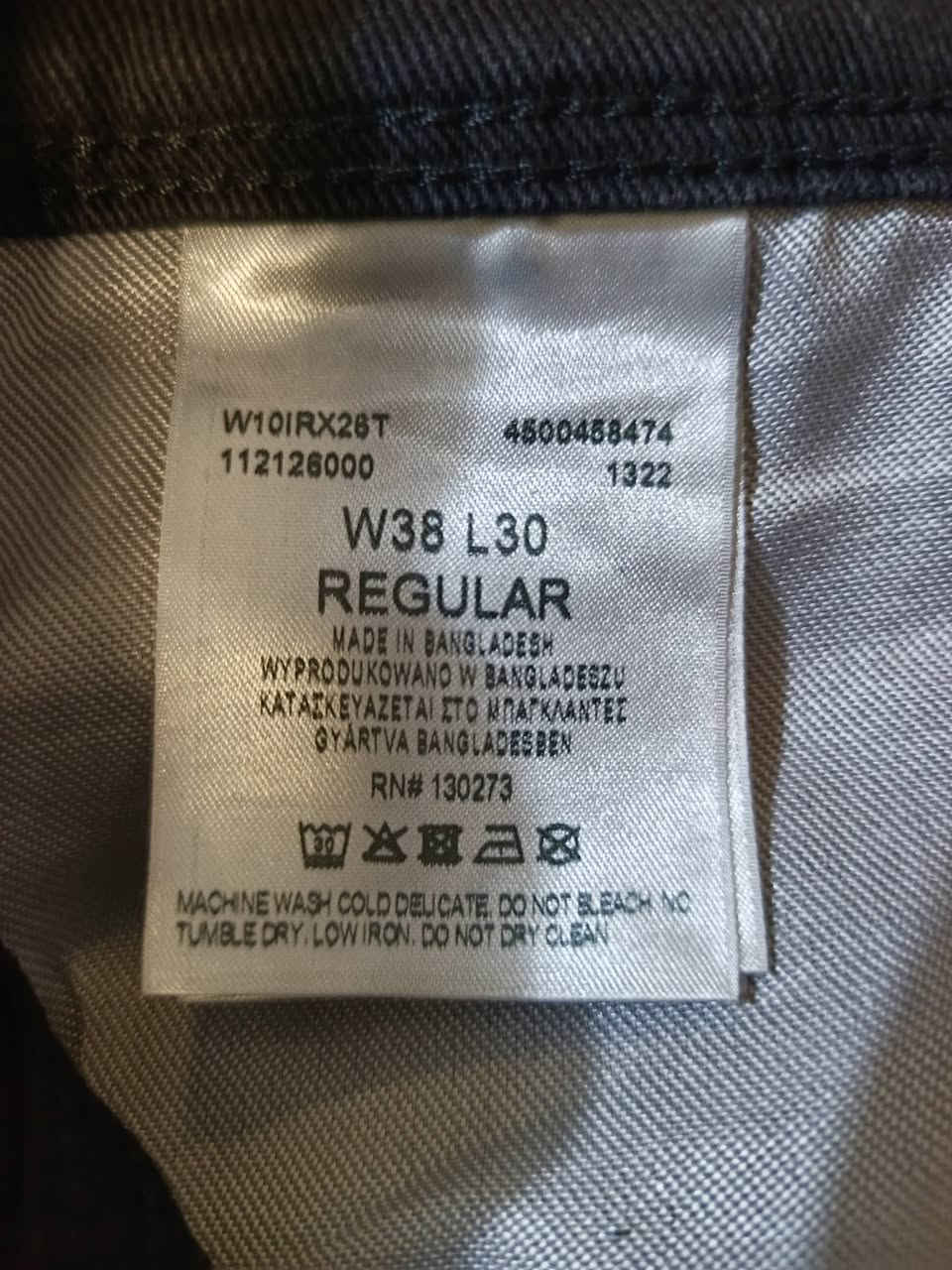 رانجلر
براند امريكي اصلي
قياس الكمر ٣٨ طول ٣١
نظافة ١٠٠٪ بحالة الوكالة
للحجز مراسلة الصفحة


**إذا كنت صاحب هذا الإعلان وتريد حذفه لأي سبب، رجاءا أرسل رسالة إلى الدعم الفني**