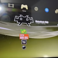 بلي 3 للبيع الذاكره داخليه 80 GB والهارد خارجي 320 GB مليان العاب وياه...