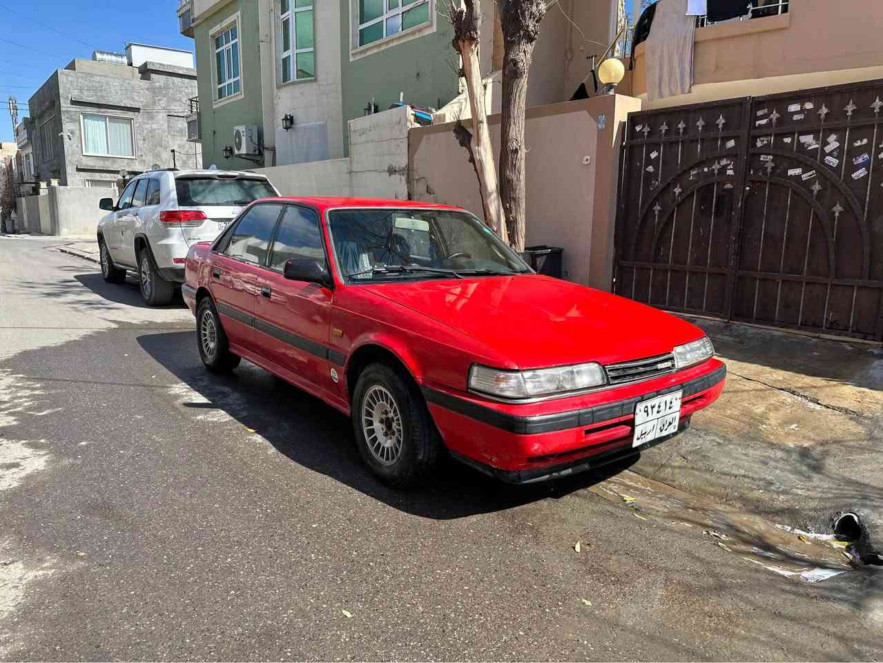 ١٢بةخ سيارةكة تابلي جوانة مالي دوسته مكينة گير بةشرت سي بارجةي سبوخة جمبيكي بشتي هةية 
زور تازة توندو تولة ١٩٩٠  
زمارةي تلفون *********** أربيل, العراق
