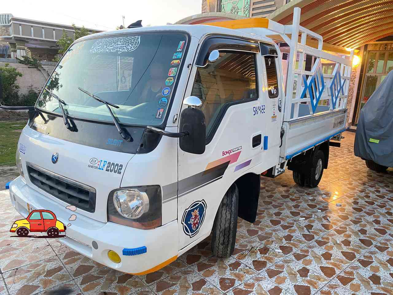 يالله 
السلام عليكم للبيع كيا ام عيون 2002 حاكيه رقم بغداد انكليزي  سنويه  بسمي هزه جديده تحويل ثاني يوم كير محرك اكسل شاصي رقم شاصي مكفول كهربائيات كلها شغاله صدر جديد  دوشمه جديده  السياره بلاديه صبغ دوسات وباب خلفي فقط مكان السياره التاجي  
ملاحضه المحجر مو وياها
 ***********
