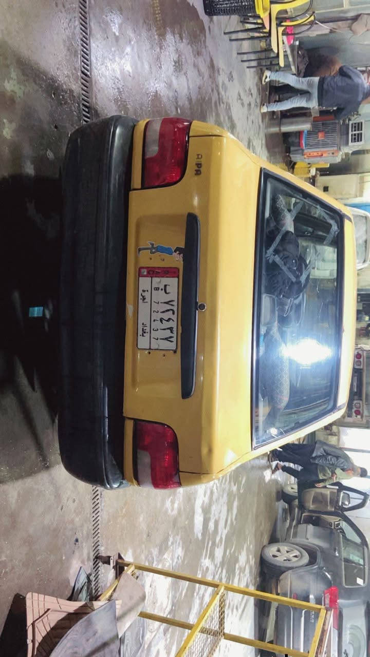 سلام عليكم سياره مديل٢٠١٢ جهازه محتاجله حداديه سياره رقم نكليزي باقي ع استلام سعره 25 وبيع مجال ***********
