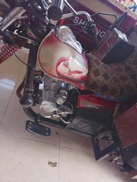 ستوته مديل18 ابلاد  التواصل عل رقم 07761503739